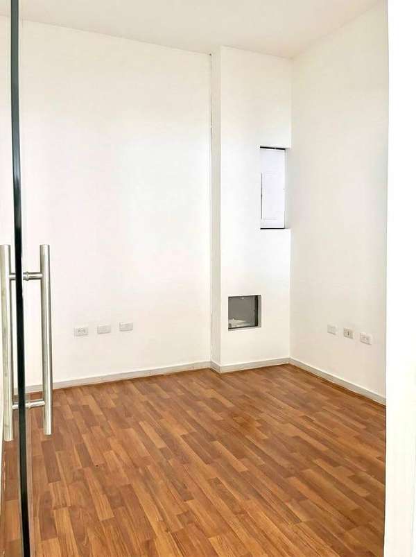 LOCAL COMERCIAL/OFICINA | EVARISTO MORALES Evaristo Morales, Santo Domingo D.N. Alquiler