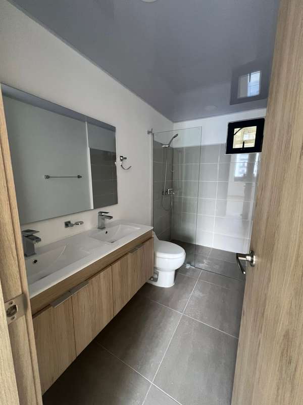 Alquiler de apartamento en residencial rivera 