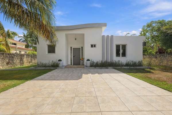 Cosy well mainteined 2 bedroom villa for sale in Cabarete 