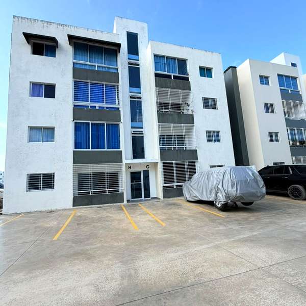 Apartamento en venta con azotea privada en Carretera Santiago-Licey