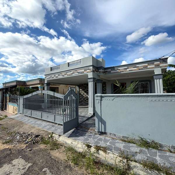 Casa en venta de 3 habitaciones en Tamboril, Santiago