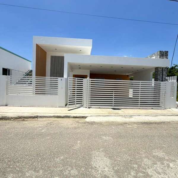 Casa moderna en venta de 3 habitaciones en Barranquita