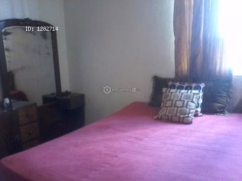 Zona colonial habitación para joven