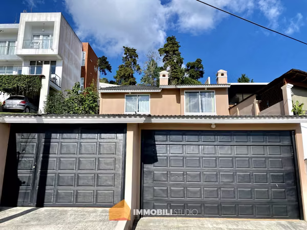 House with INCREIBLES views in Altos de Montebello, 6 bedrooms.