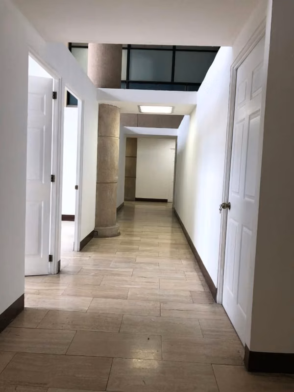 Oficinas en renta en zona 10