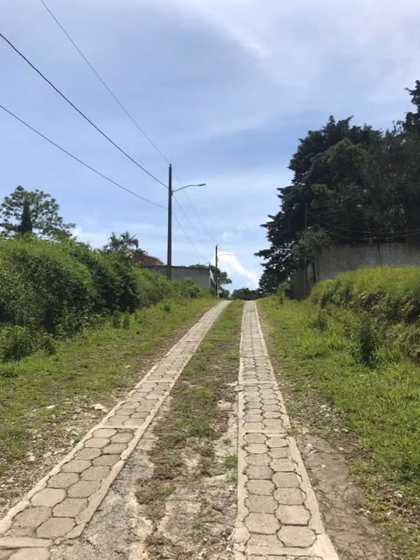 Vendo Terreno Residencial, ruta a Santa Elena Barillas