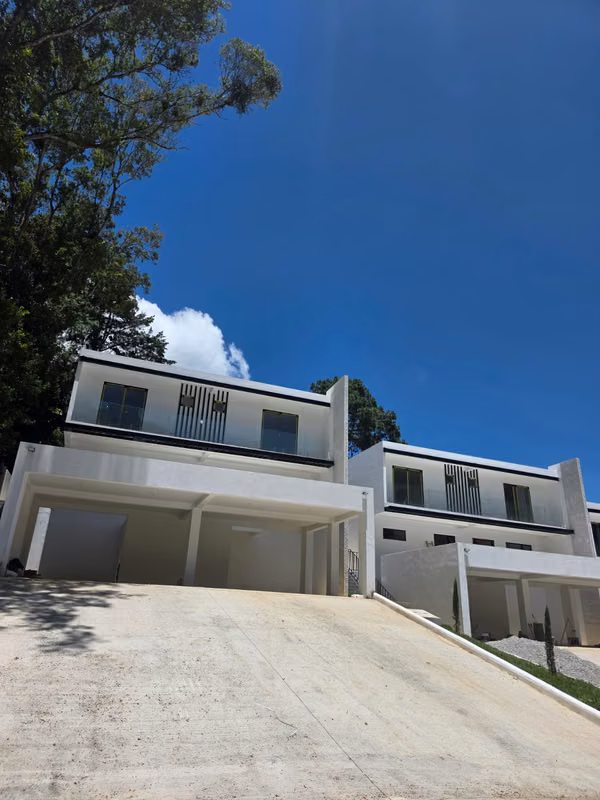 ULTIMA CASA NUEVA en Santa Rosalia, la Reserva