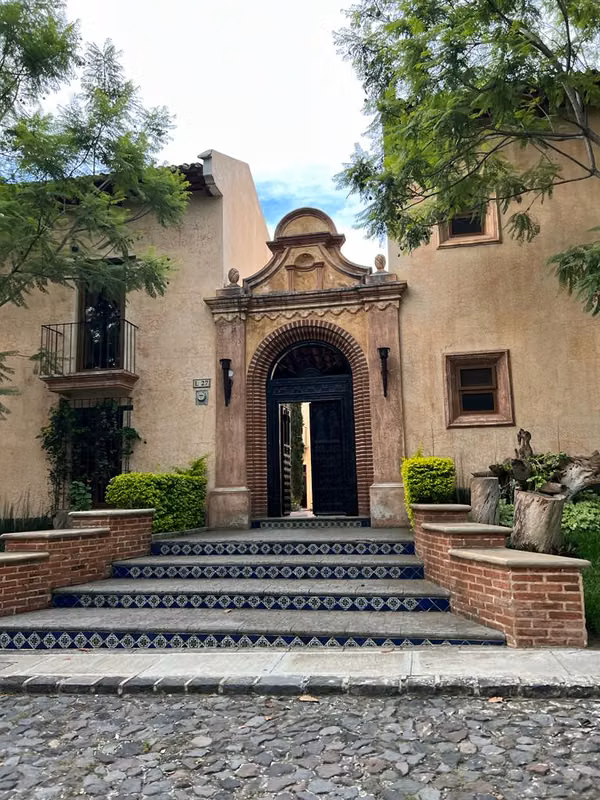 Complejo de 5 villas en condominio Cortijo las Flores