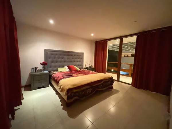 Vendo casa en Los Manantiales km 18.5 Carretera a San José Pinula