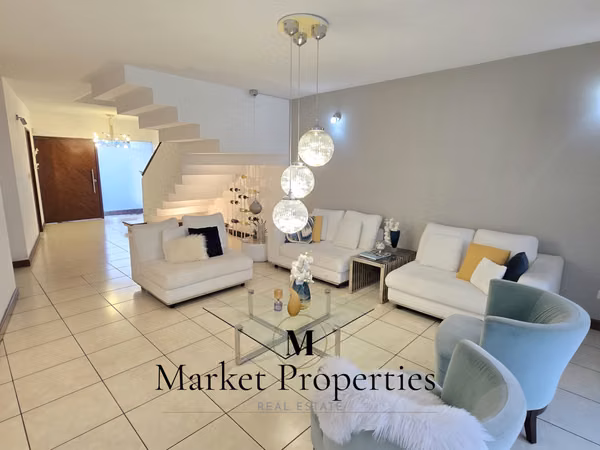 Casa en renta zona 16, Campos de San Isidro