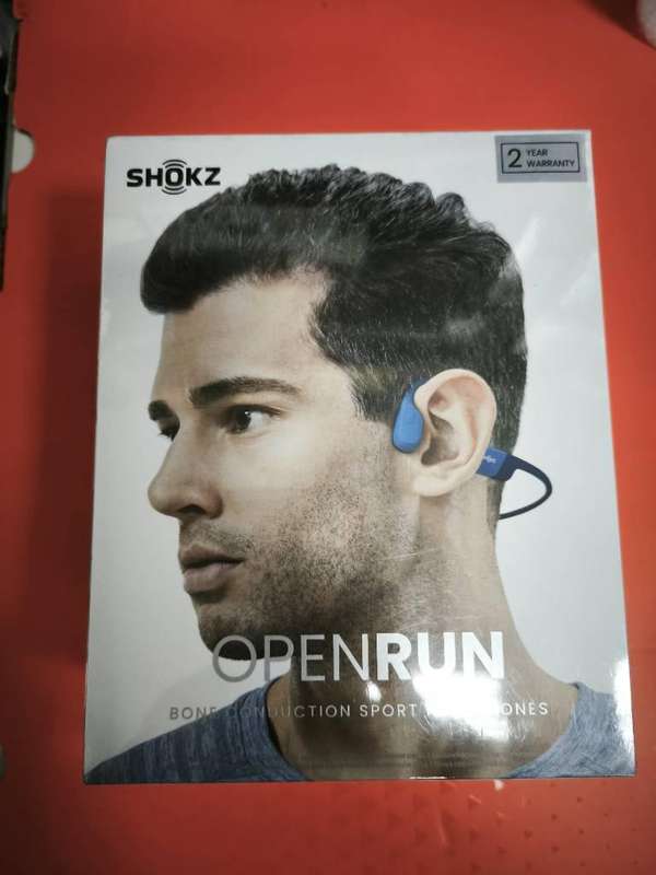 Audífonos Shokz OpenRun Open-Ear Resistentes al Agua (Azul)