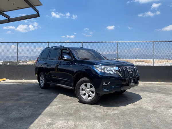 Toyota Land Cruiser Prado TXL 4x4 Automática de Agencia Modelo 2022