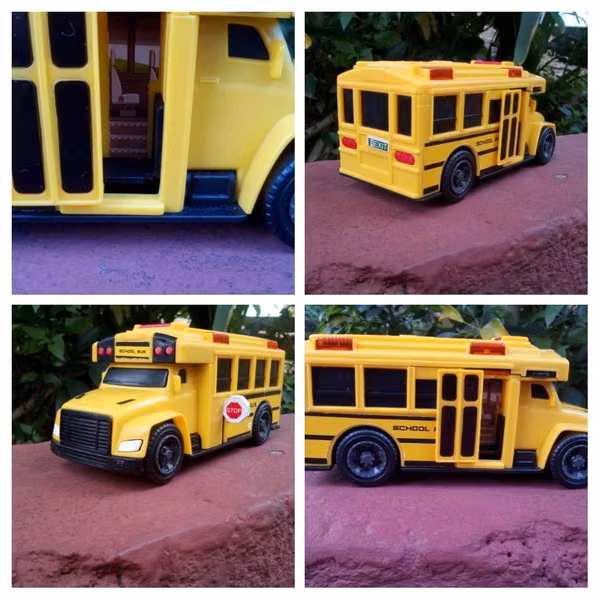 Bus Escolar a Escala