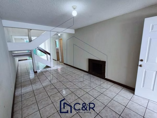 Cómoda Vivienda en Renta, Condominio Providencia