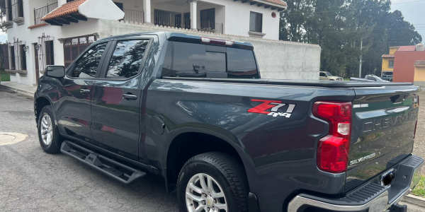 2020 Chevrolet Silverado K1500 Z71 4X4 5.3L V8