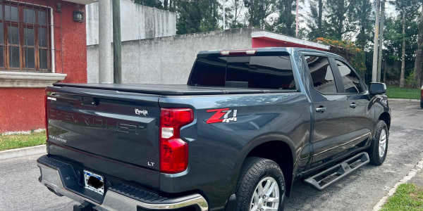 2020 Chevrolet Silverado K1500 Z71 4X4 5.3L V8