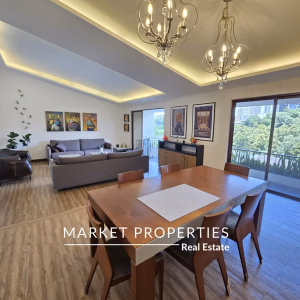 Casa en venta Oakland, Zona 10 – Piscina con pérgola