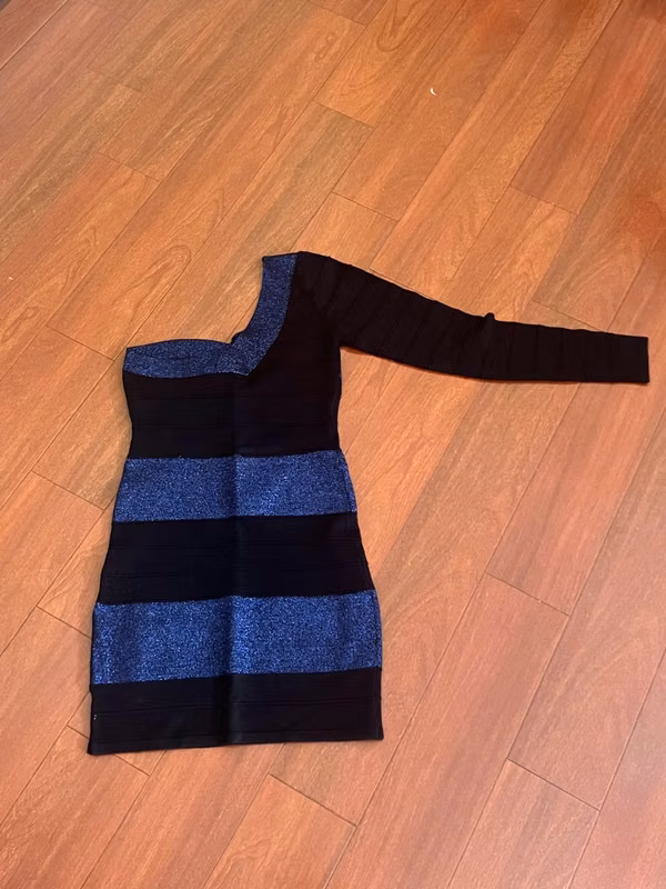 Lote de 7 vestidos distintas tallas de la S a la M