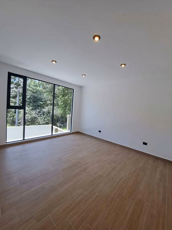 Moderna casa en venta en Terravista km 16.5 CAES