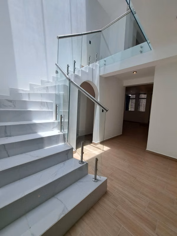 Moderna casa en venta en Terravista km 16.5 CAES