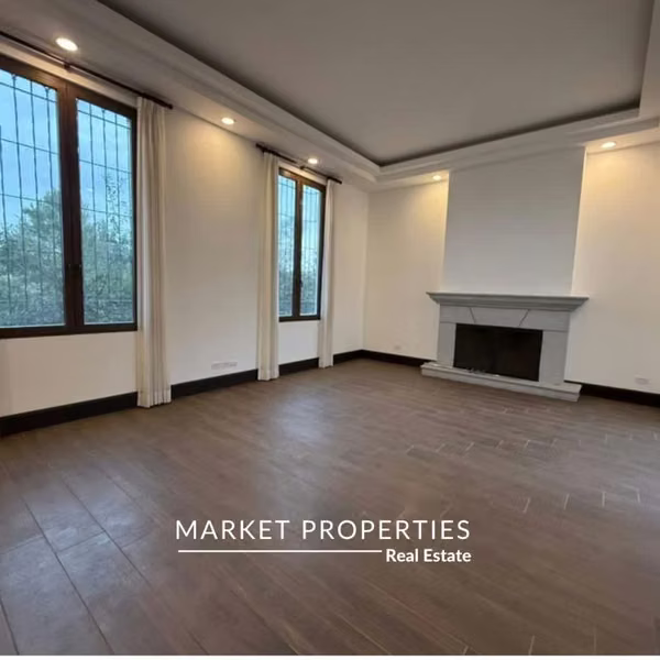 Ramblas de Cayalá Zona 16 - 124; House in rent - 124; 4 rooms + 4 parking spaces