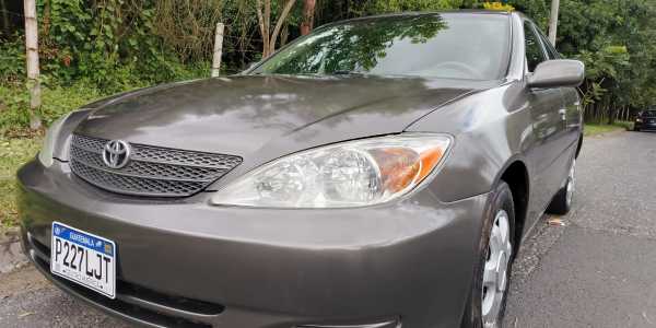 TOYOTA CAMRY 2003 AUTOMÁTICO RECIEN IMPORTADO