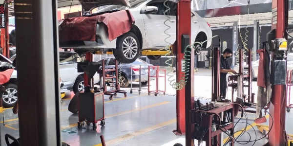 Elegante e impecable TOYOTA, COROLLA S. MECÁNICO.147 neg...