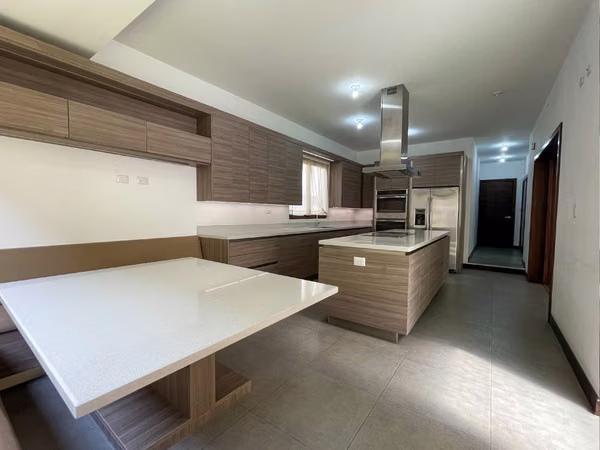 House for sale - 124; Views of San Isidro Zone 16 - 124; 3 rooms + garden