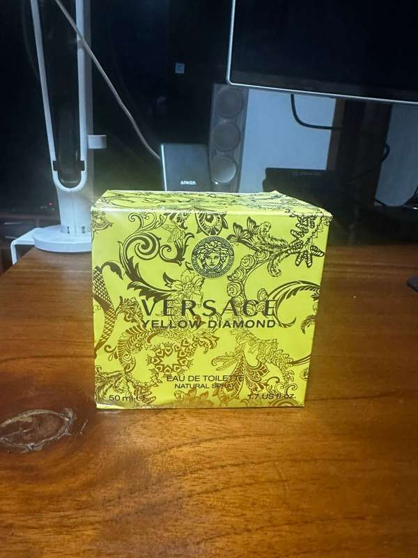  Versace Yellow Diamond Eau de Toilette 50 ml 