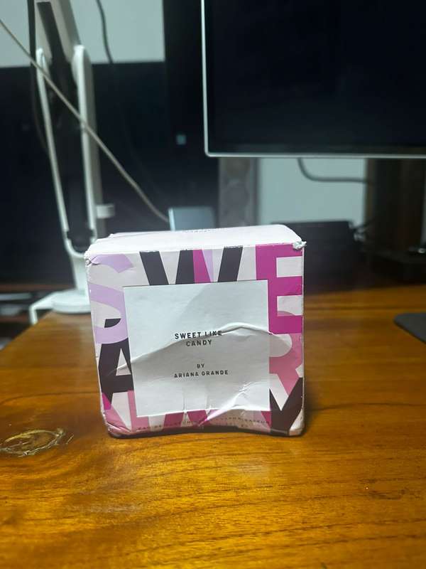  Sweet Like Candy by Ariana Grande Eau de Parfum 50 ml 