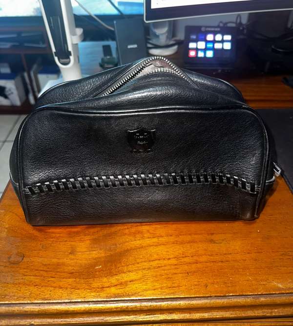  Neceser de cuero negro original Massimo Dutti 