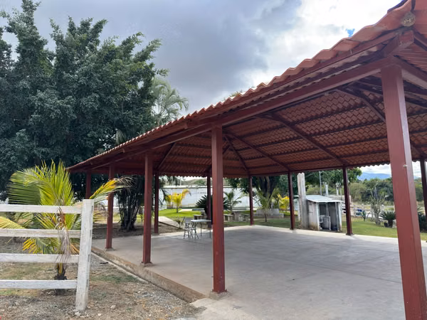 Se vende LOTE en proyecto urbanizado La Ceiba – Sanarate.