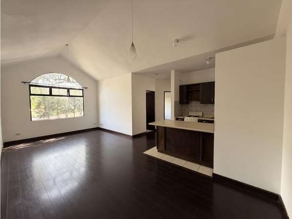 Apartamento en Renta Km. 18.5 Carretera a El Salvador