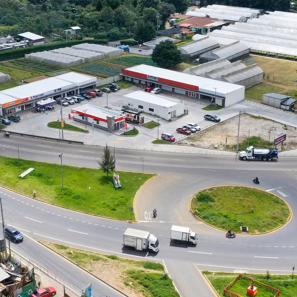 Local en renta en plaza VENTO Chimaltenango