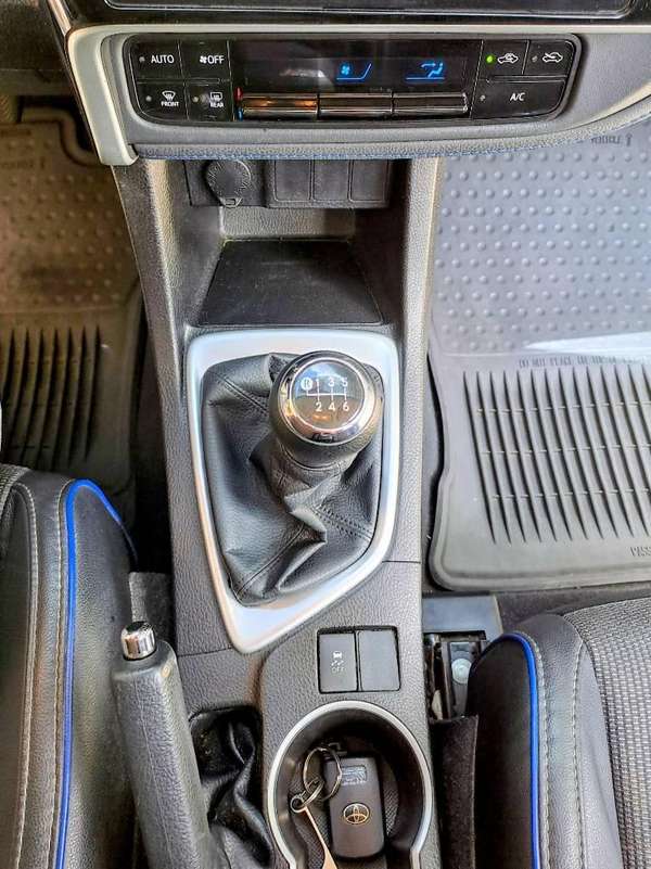 2018 TOYOTA COROLLA 1.8L 4CIL 134CV RECORD AGENCIA