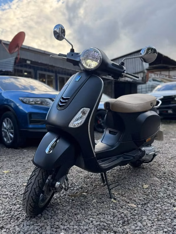PIAGGIO VESPA VXL 149 3V MODELO 2023 PARA KILOMETRAR