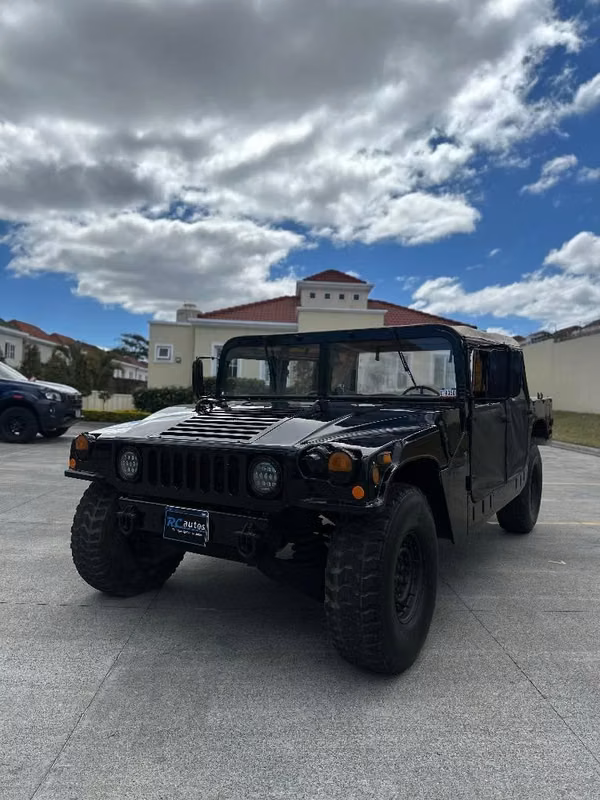HUMMER H1 VERSIÓN U.S. ARMY MODELO 1994 AUTOMÁTICA 4X4 VEHICULO 100% MILITAR