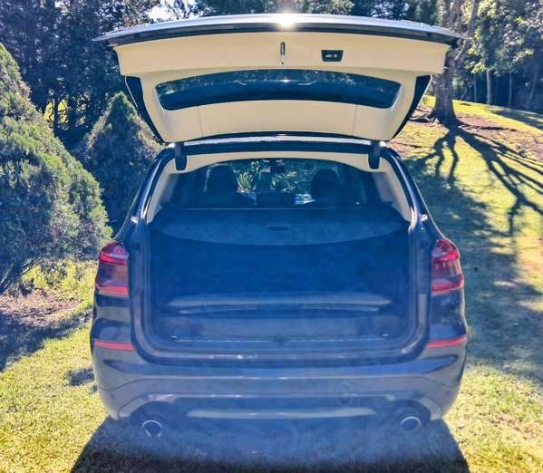 2019 BMW X3 sDRIVE 20i TURBO AGENCIA