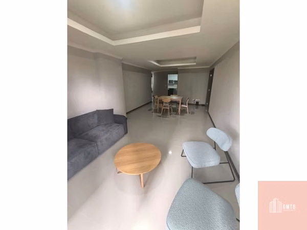 Apartamento en Venta Edificio Bellini Zona 14 sobre Av. Las Américas