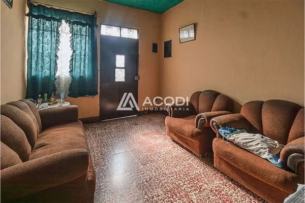 Casa en Calle Martí, zona 6