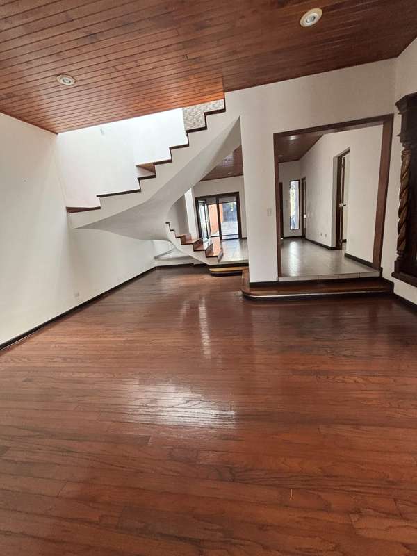 _ House for Sale Zone 14 (Generating Income)