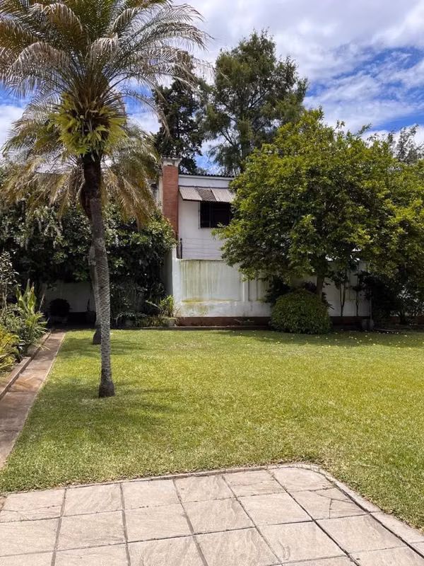 Las charcas y Aguilar Batres casa en renta para negocio