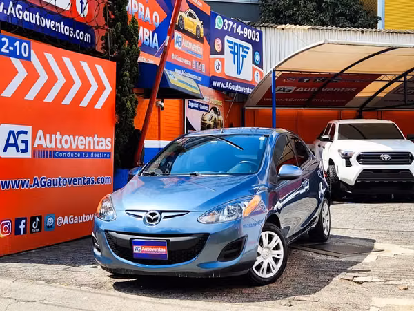 MAZDA 2 MECANICO 2014