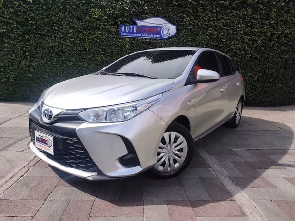 Lindo Toyota Yaris  Modelo 2022 (de agencia)