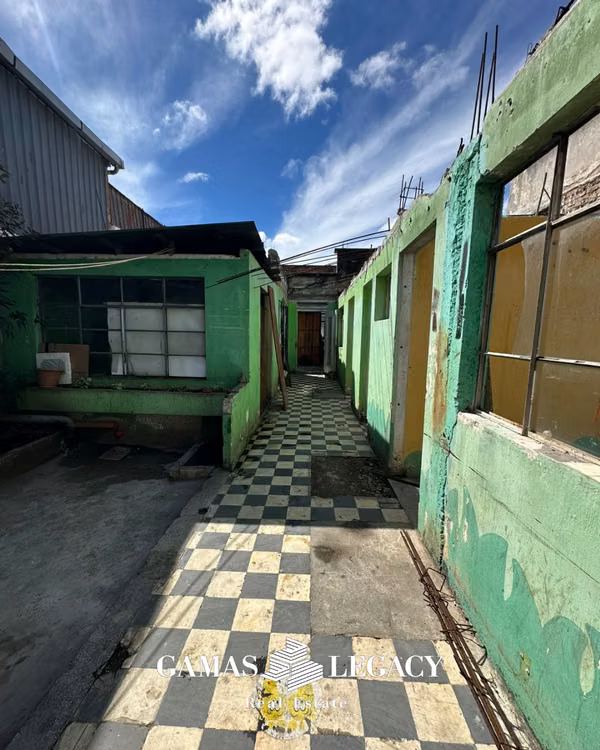 Casa para remodelar en venta - zona 1