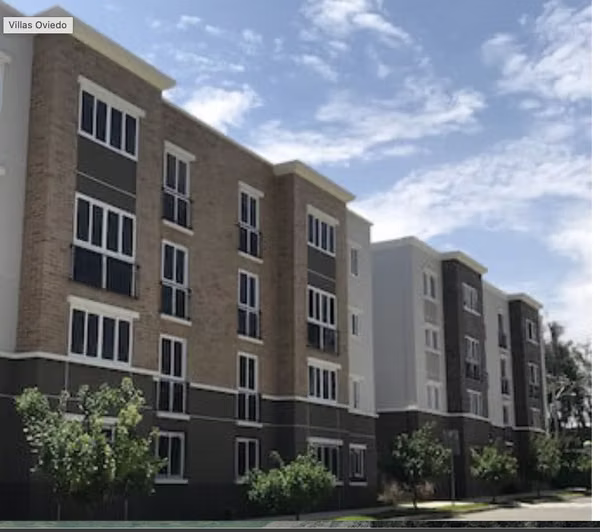 ALQUILO APARTAMENTO TIPO VILLA EN CONDADO NARANJO