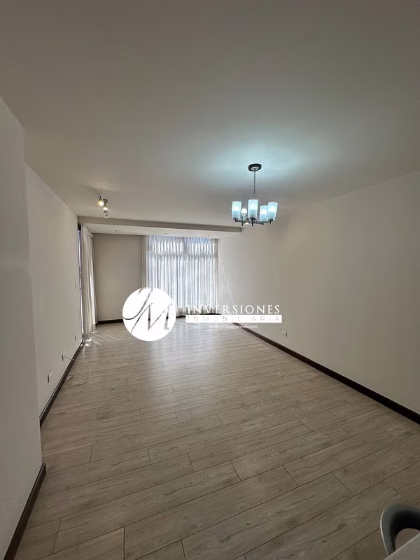 Apartment for rent in area 10