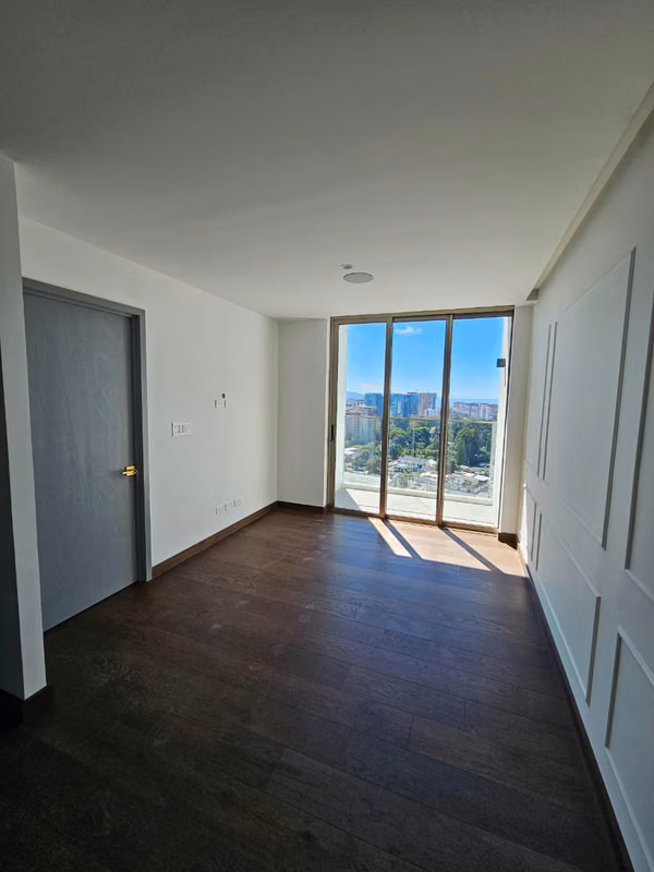 Apartamento en Venta – Zona 10