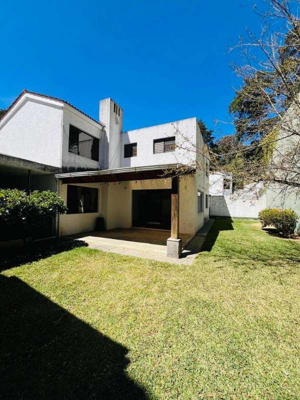 VENDO AMPLIA Y CÉNTRICA CASA VALLES DE NAPA KM.16,5 CARRETERA A EL SALVADOR