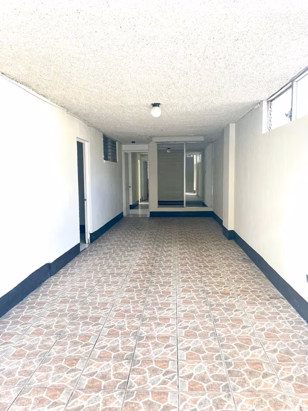 HOUSE FOR SALE IN SAN CRISTOBAL, AREA 8 MIXCO